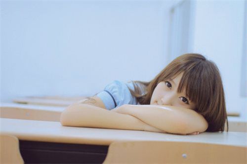 拍照(zhào)姿势大(dà)全 拍照姿势大(dà)全
