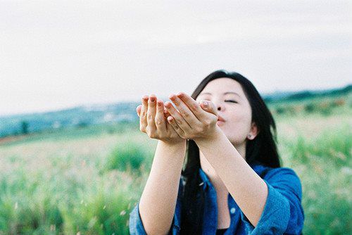 拍照(zhào)姿势大全 拍照姿势大全